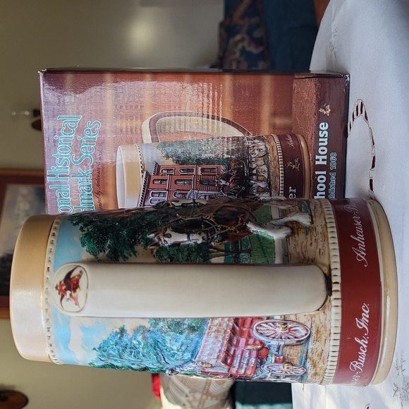 BUDWEISER "OLD SCHOOL HOUSE" BEER STEIN - Picture 4 of 9